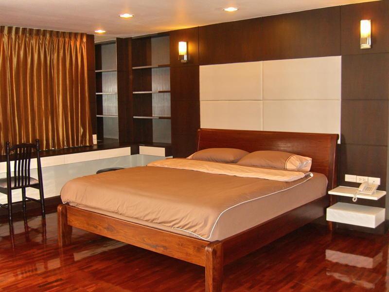 Eight Ville Bangkok Esterno foto